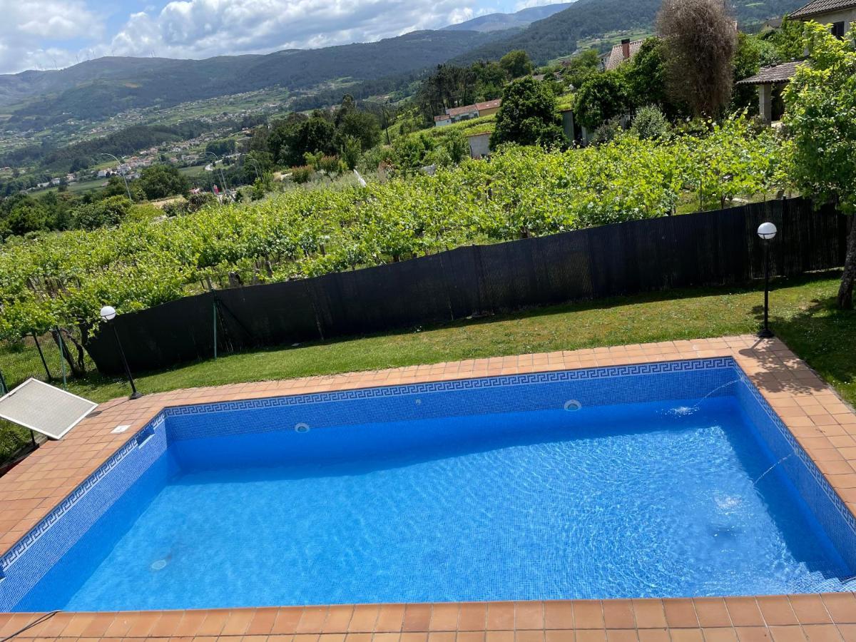 Chalet Casa Con Piscina En Arbo Vigo Exterior photo